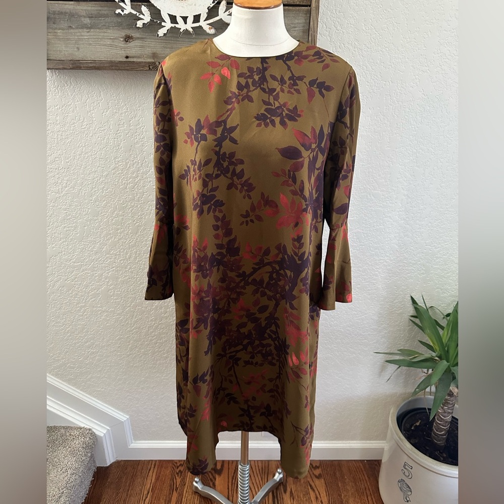 Lafayette 148 New York Sidra 100% silk Olive Floral bell Sleeve Dress size L NWT